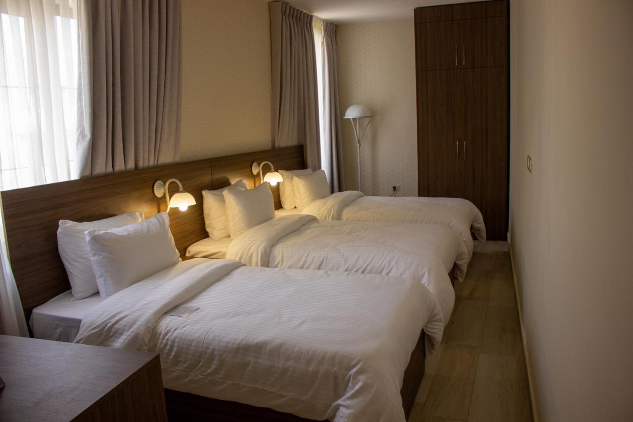 Khan Khediwe Hotel 4*